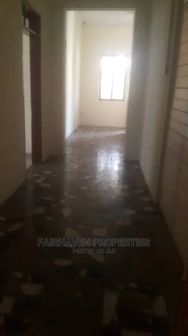 Building for Rent at Adabraka (Suitable 4 Clinic,Residence)