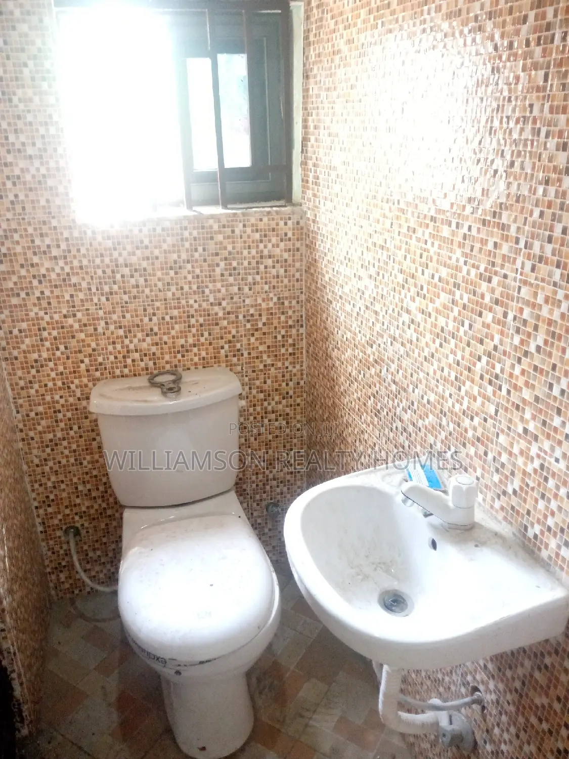 1bdrm Apartment in Hfc Estate, Spintex for rent