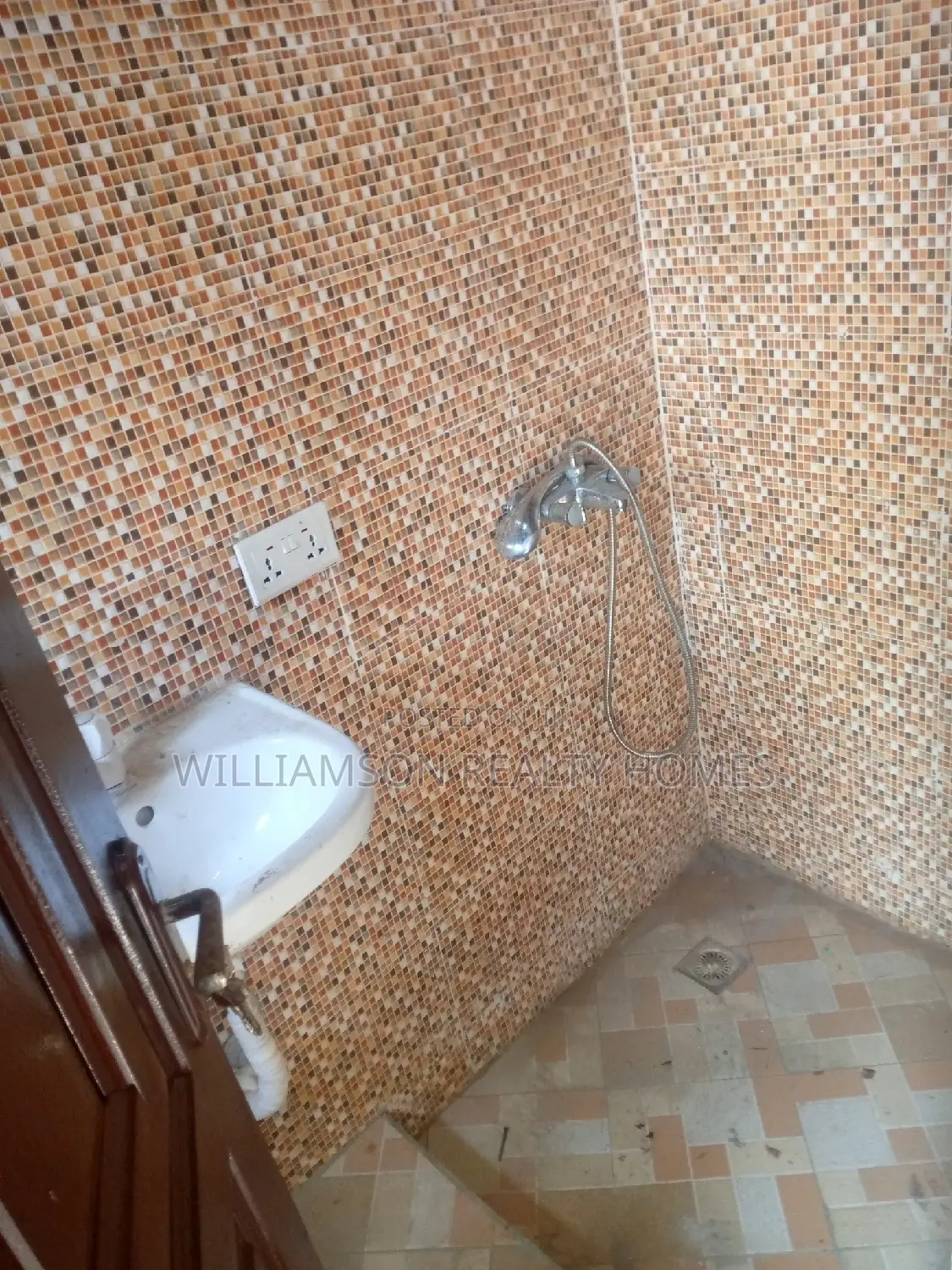 1bdrm Apartment in Hfc Estate, Spintex for rent