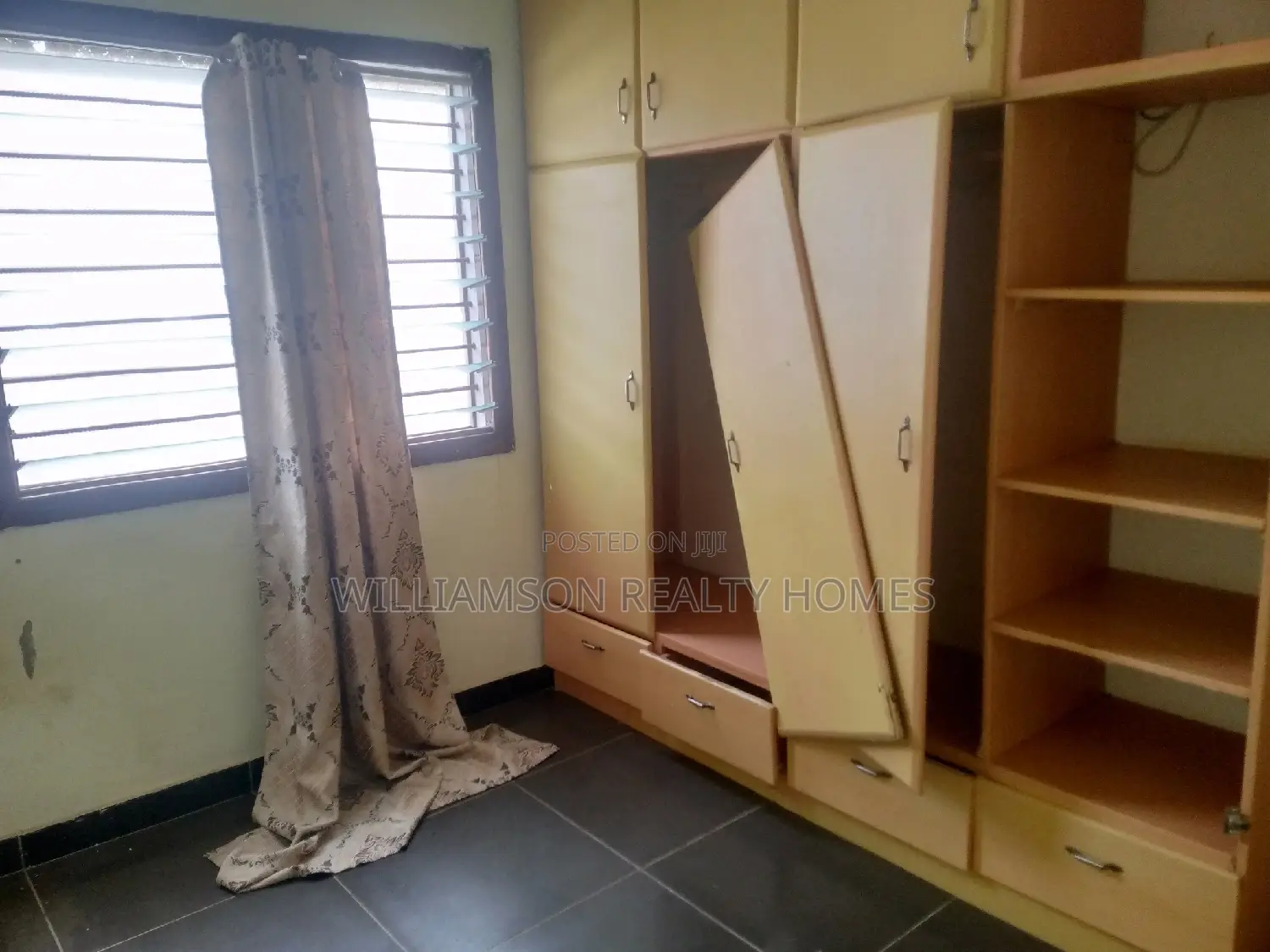 2bdrm House in Hfc Estate, Spintex for rent