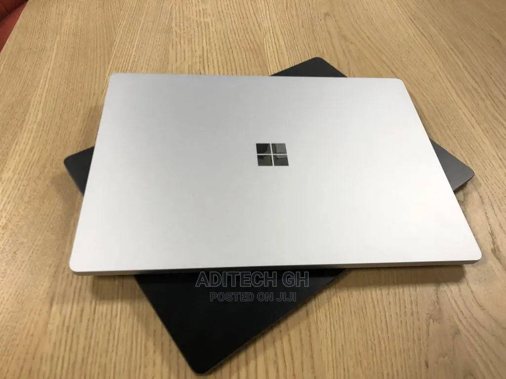 New Laptop Microsoft Surface Laptop 2 16GB AMD Ryzen SSD 1T