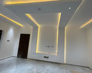 Pop Ceiling and Walls Decorations