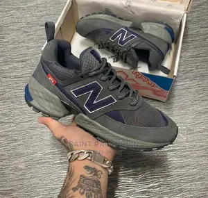 New Balance Five74