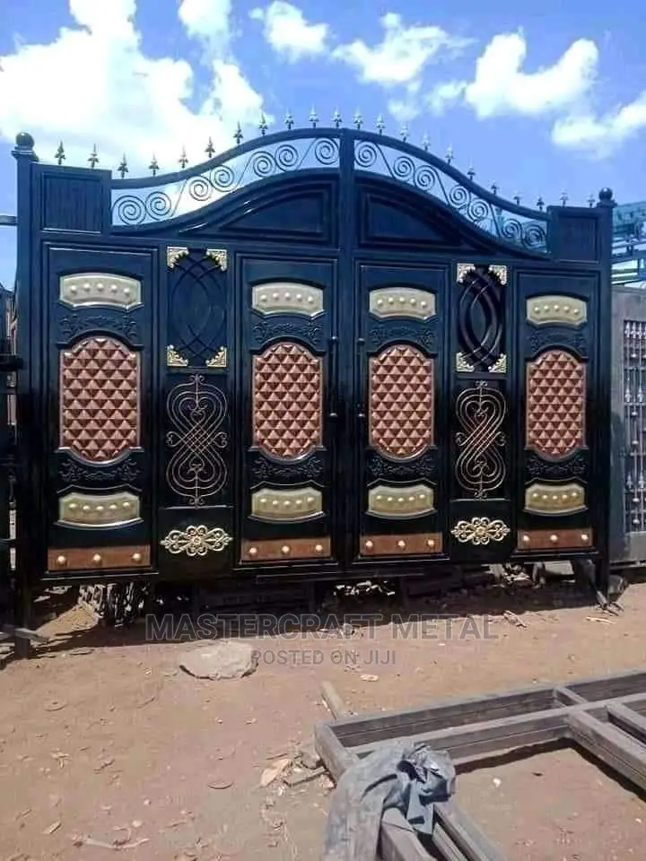 Main Gate Metal