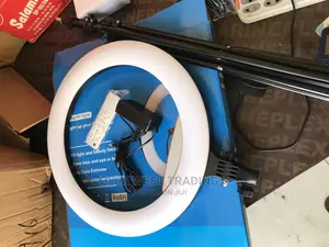 Ring Light 18”