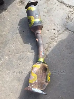 Nissan Versa 2007-12 Engine and Exhaust Converter in Stock