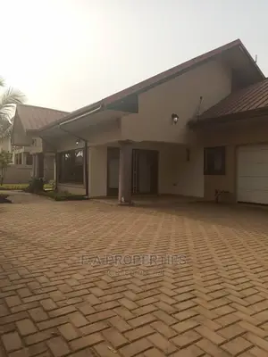 5bdrm Bungalow in E a Properties, Boundary Road Area for Sale