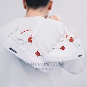 Jordan One AIR Off White