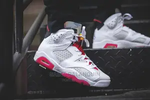 Air Jordan 6