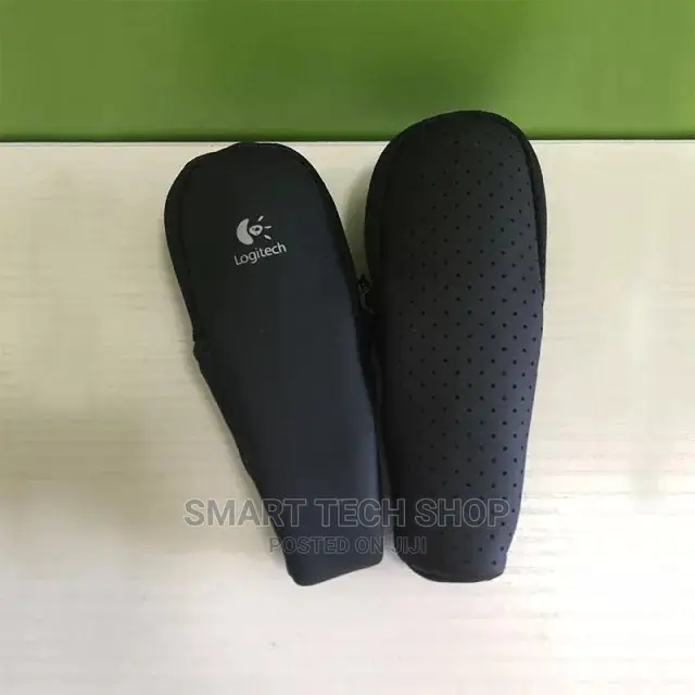 Logitech R400 Wireless Presentation Laser Pointer Remote