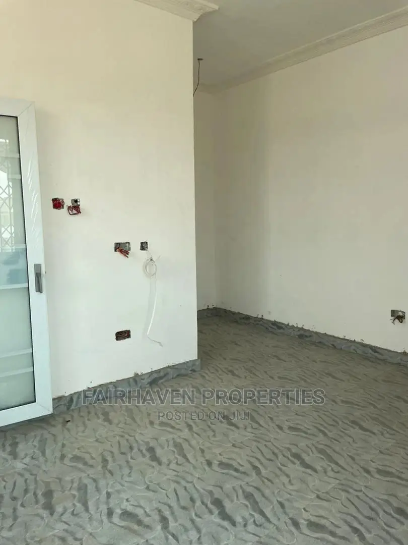 1bdrm Apartment in Fair Haven, Labadi for rent