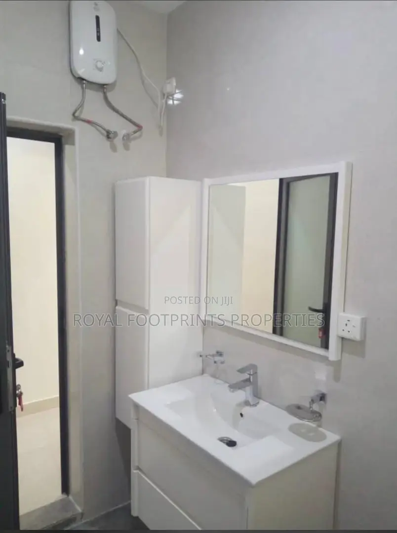 4bdrm House in Ashaley Botwe for rent