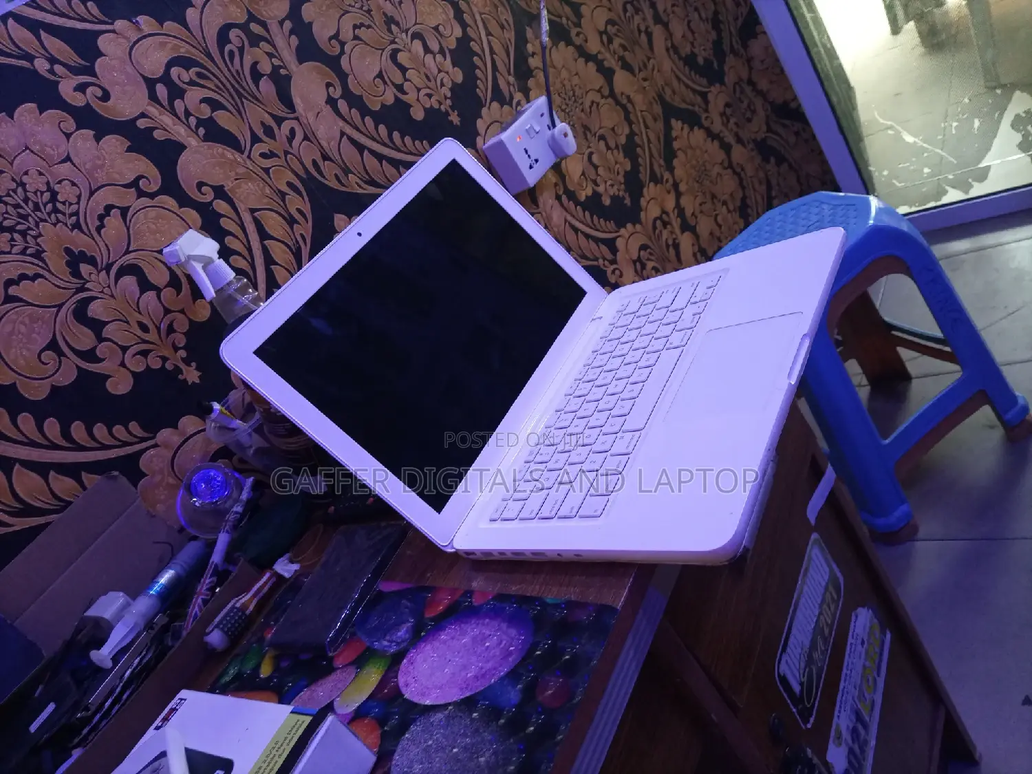 New Laptop Apple MacBook 2012 4GB Intel Core 2 Duo HDD 320GB