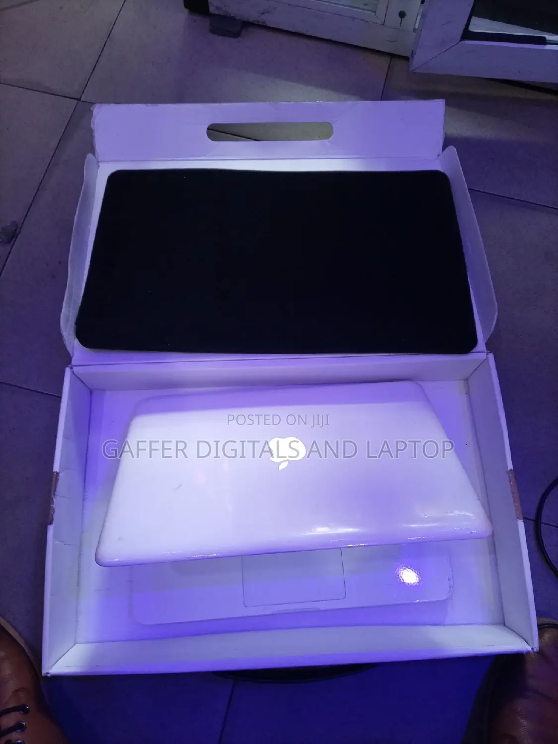 New Laptop Apple MacBook 2012 4GB Intel Core 2 Duo HDD 320GB