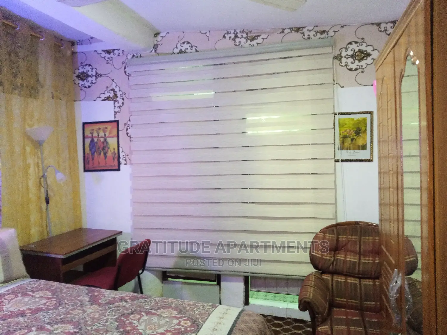Gratitude:2bdrm Classic Golden Family Suite: Ghc700Per Day -4 Guests