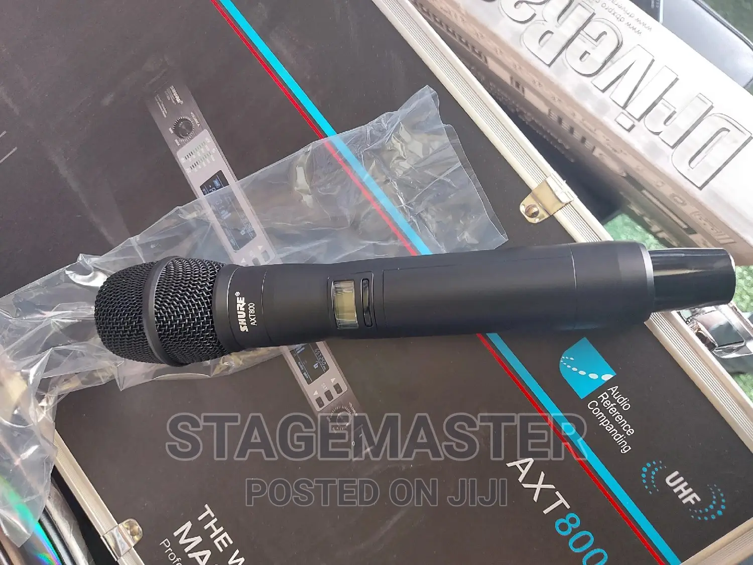 Shure 2 in 1 Mic ( Axt 800)
