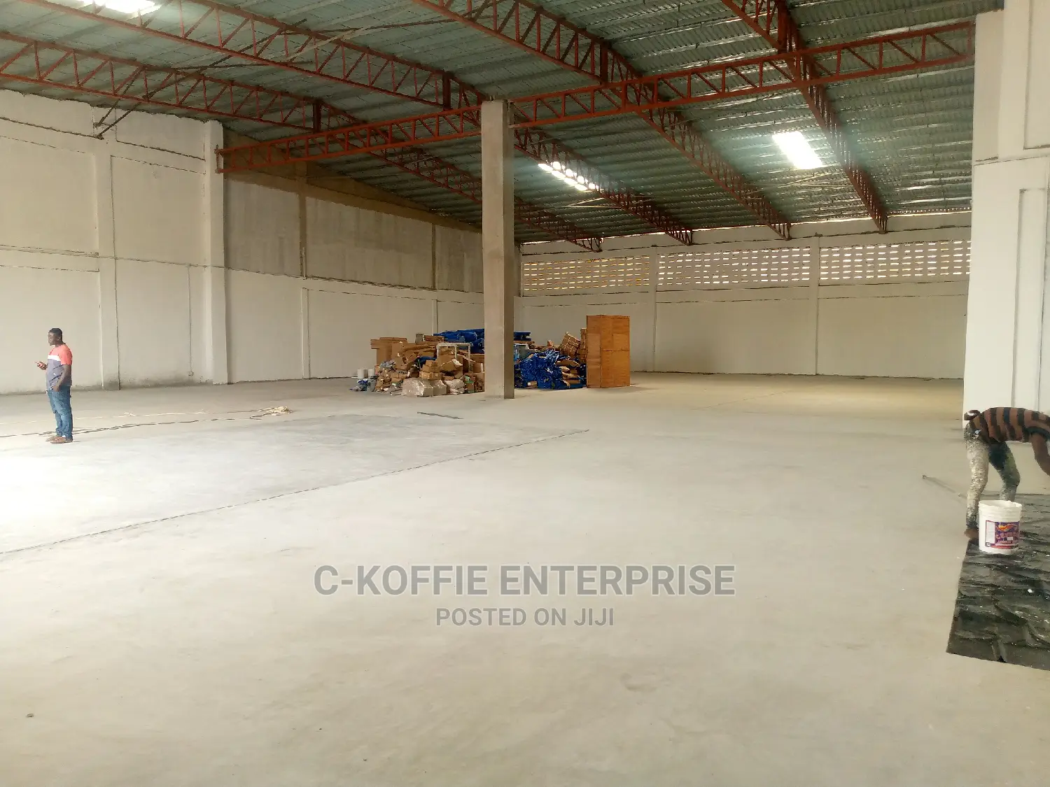 620 Sqm Warehouse at Amasaman for Rent