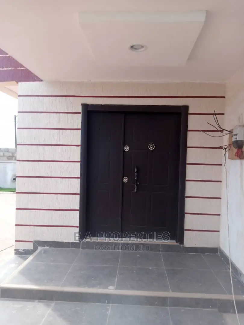 4bdrm House in E a Properties, School Junction for Sale