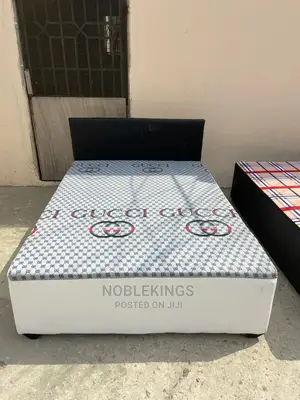 Inbuilt Double Bed With Mattress