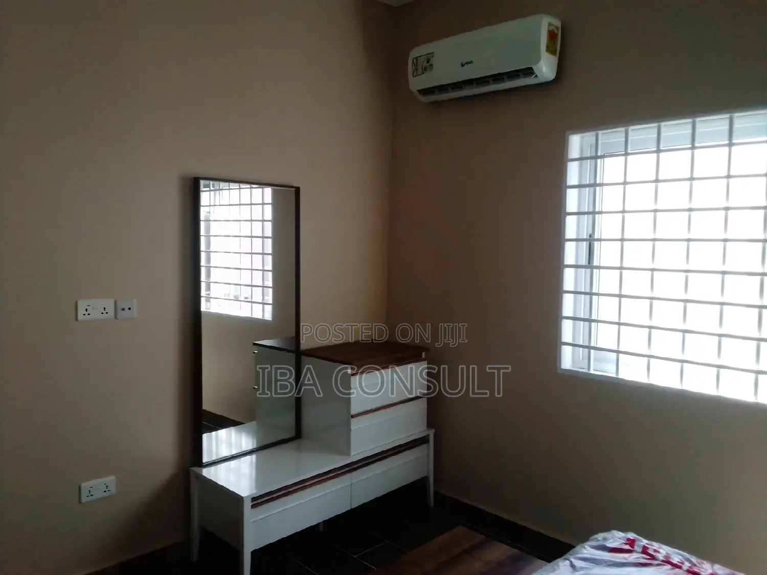 Furnished 3bdrm House in Data Center Amrahia, Adenta for sale