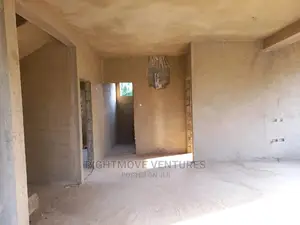 4bdrm Duplex in Takoradi for Sale