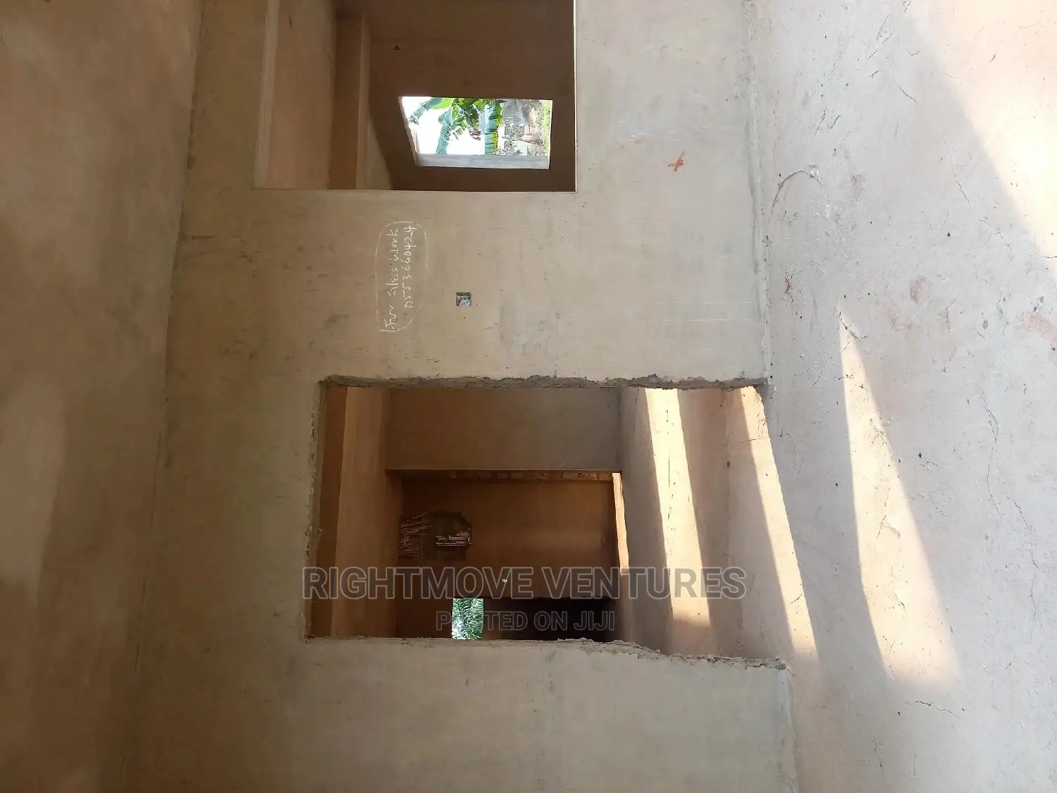 4bdrm Duplex in Takoradi for Sale