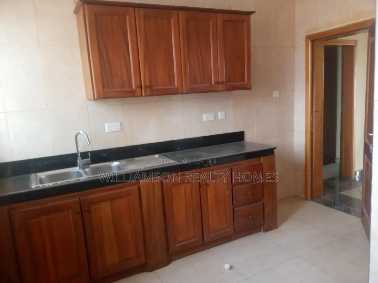 3bdrm Apartment in Hfc Estate, Spintex for rent