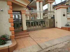 5bdrm House in Tuc, Kumasi Metropolitan for sale