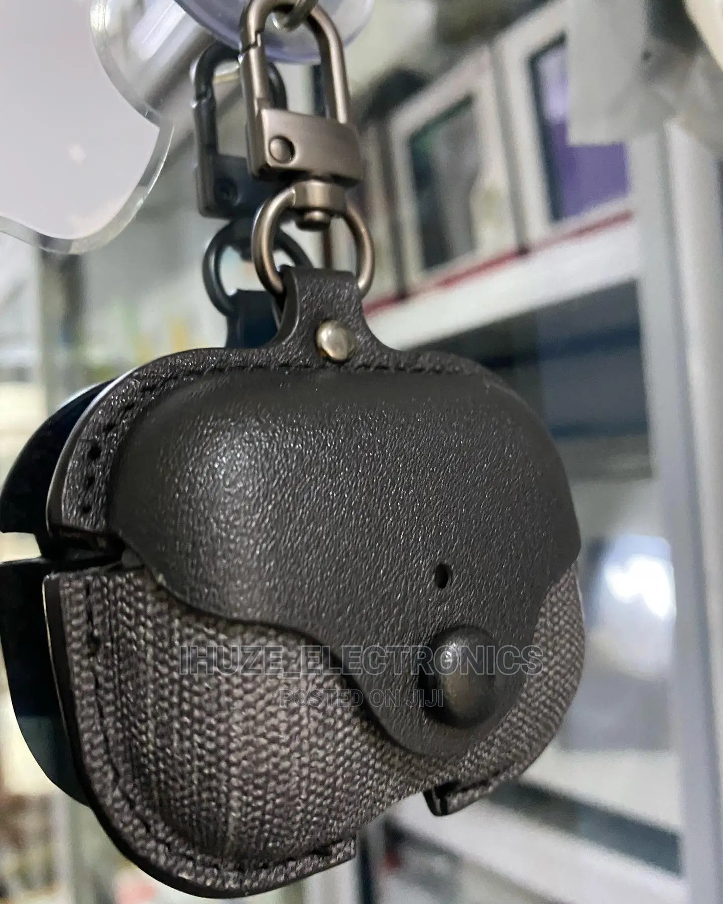 Modern Airpods Pro Leather Case