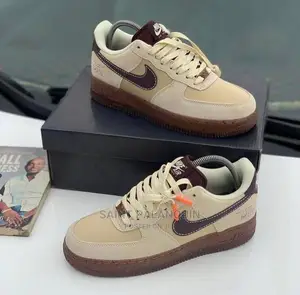 Nike Air Force Av
