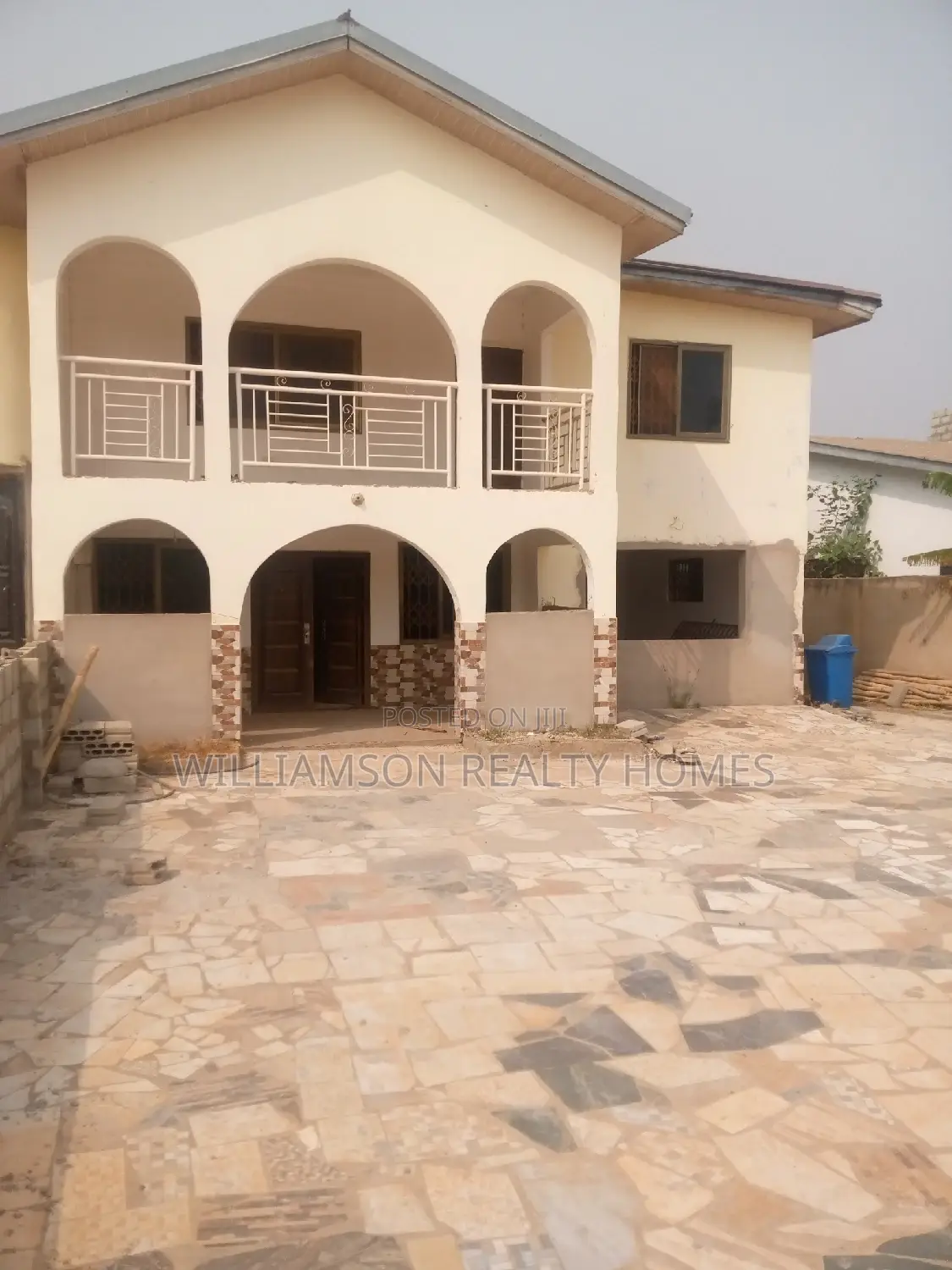4bdrm House in Community 18, Spintex for rent