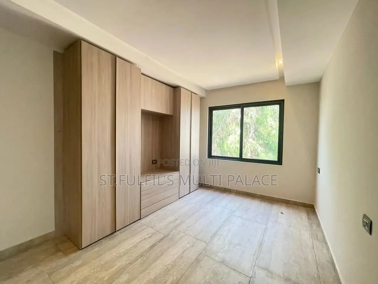 5bdrm House in East Around Ghana for rent