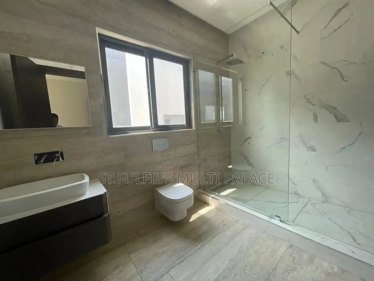 5bdrm House in East Around Ghana for rent