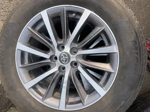 Original Toyota Highlander Rim