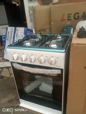 Quality Cooker With Oven(Binatone)