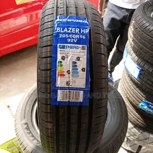 205/60r16 Compasal Tire Tyre