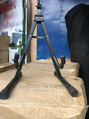 Guitar Stand
