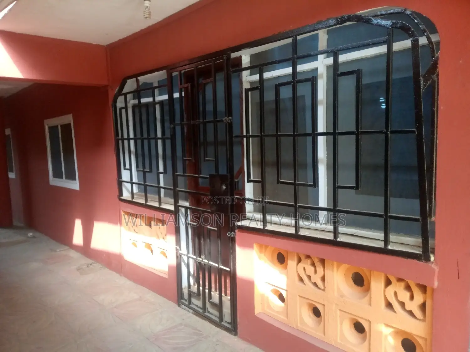 1bdrm Apartment in Community 18, Spintex for rent