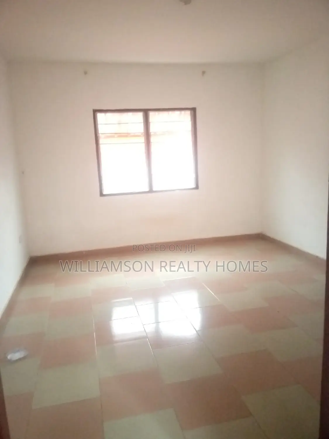 1bdrm Apartment in Community 18, Spintex for rent