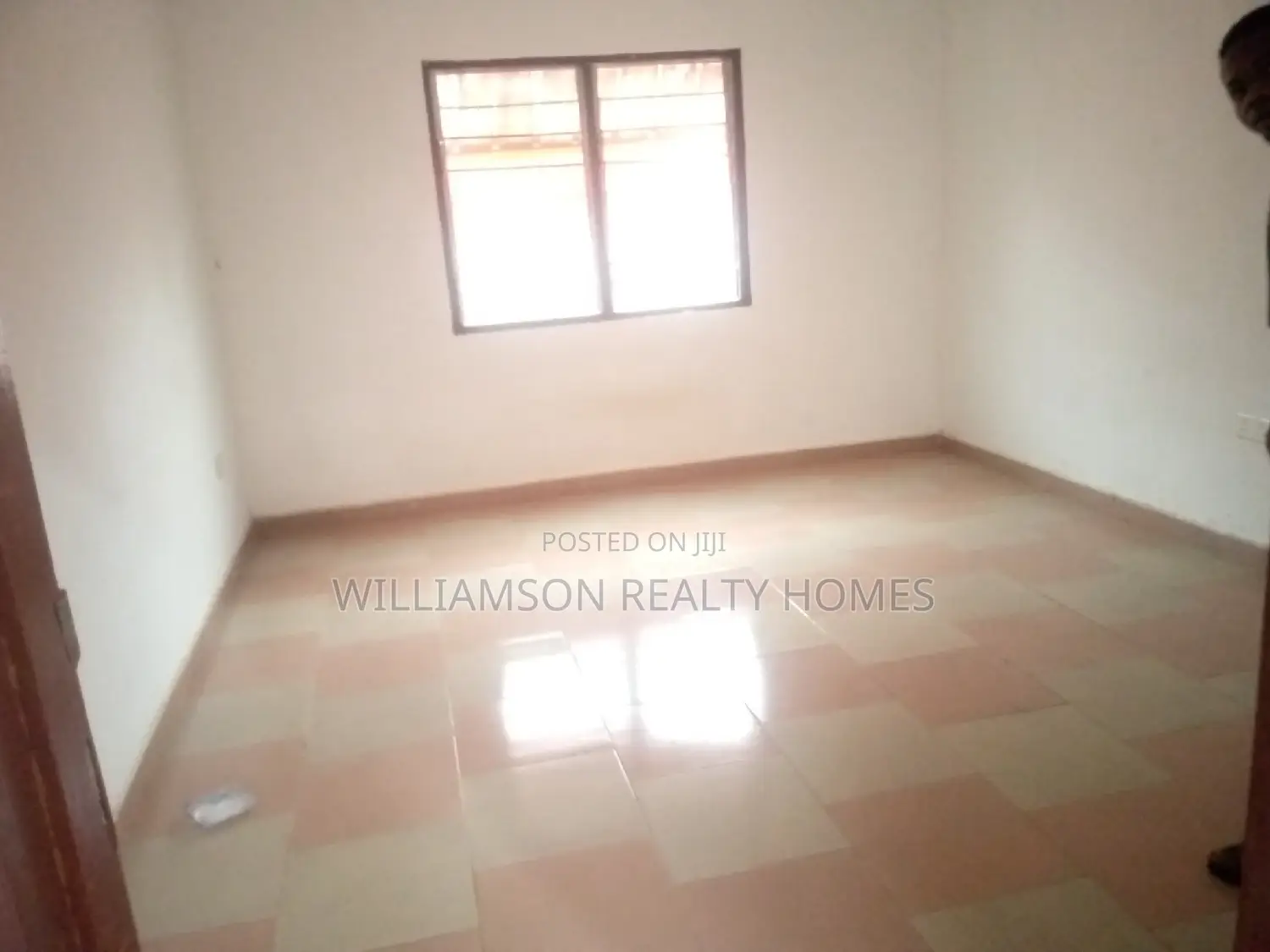 1bdrm Apartment in Community 18, Spintex for rent