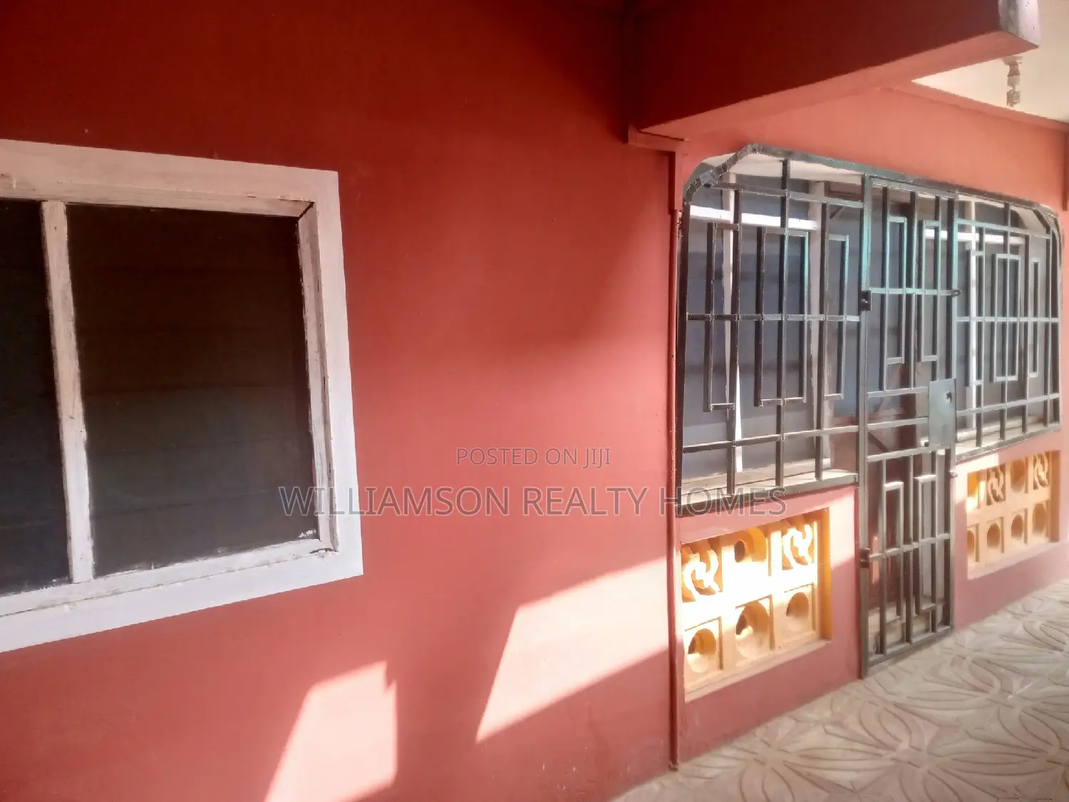 1bdrm Apartment in Community 18, Spintex for rent