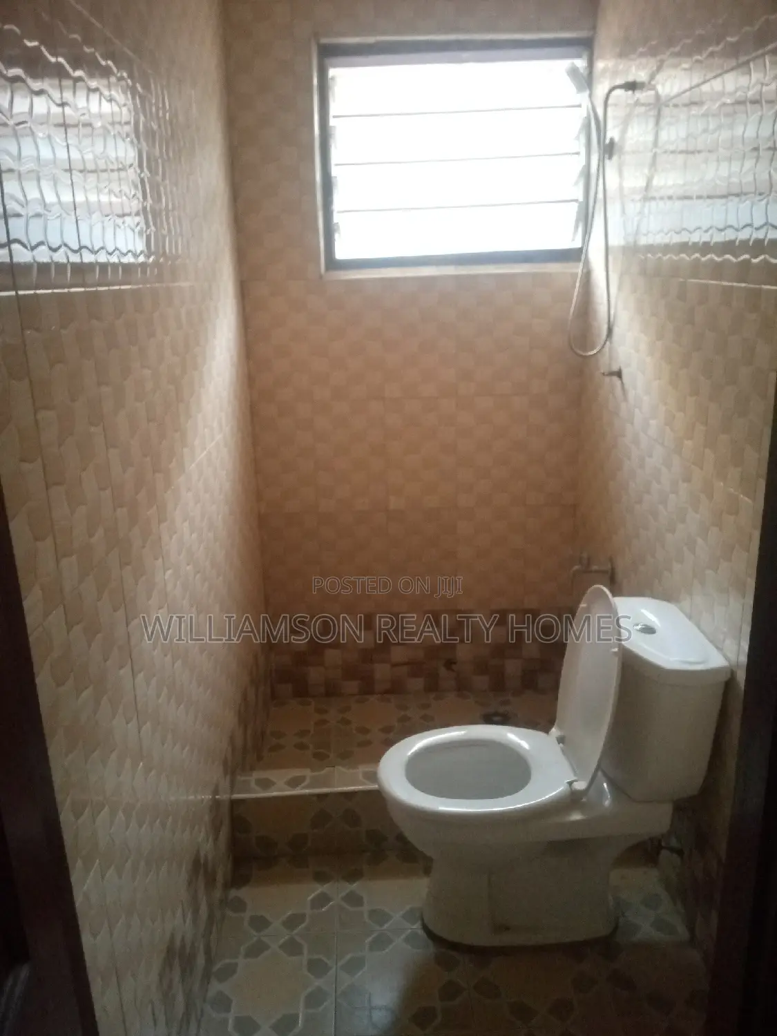 1bdrm Apartment in Community 18, Spintex for rent