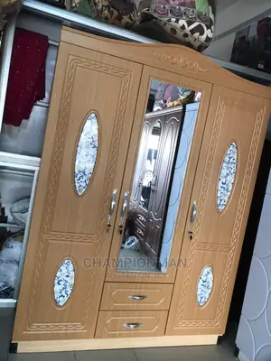 Wardrobe 3 Doors