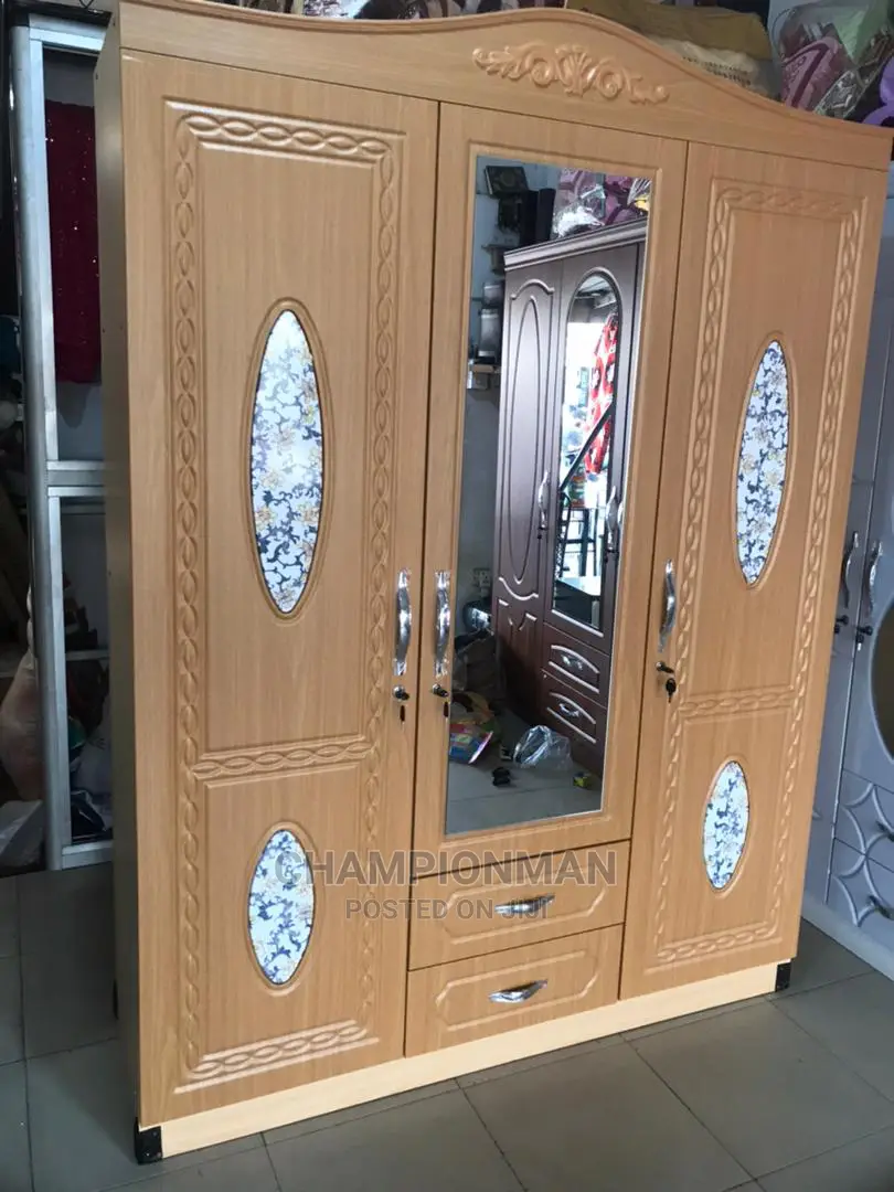 Wardrobe 3 Doors