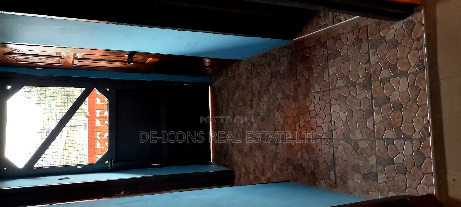 1bdrm Apartment in De-Icons Real Estate, Awutu Senya East Municipal