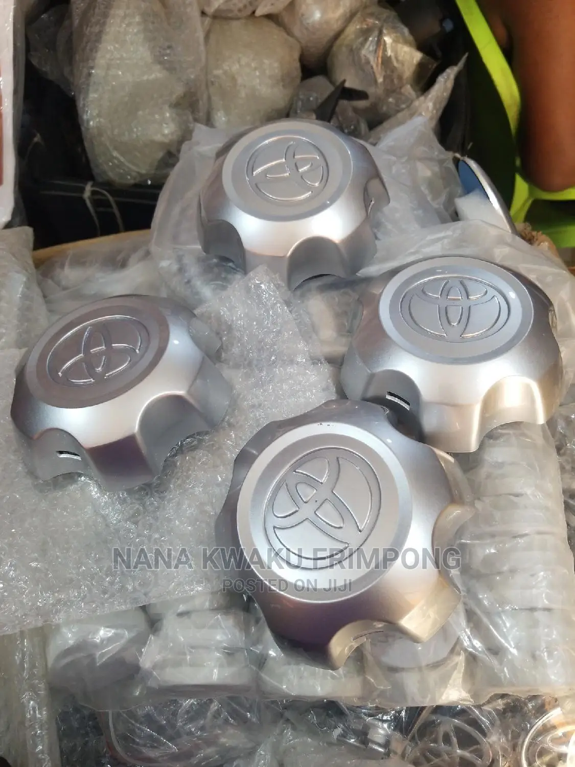 Toyota Hilux 2008 to 2012 Rim Caps Available 4 Set.