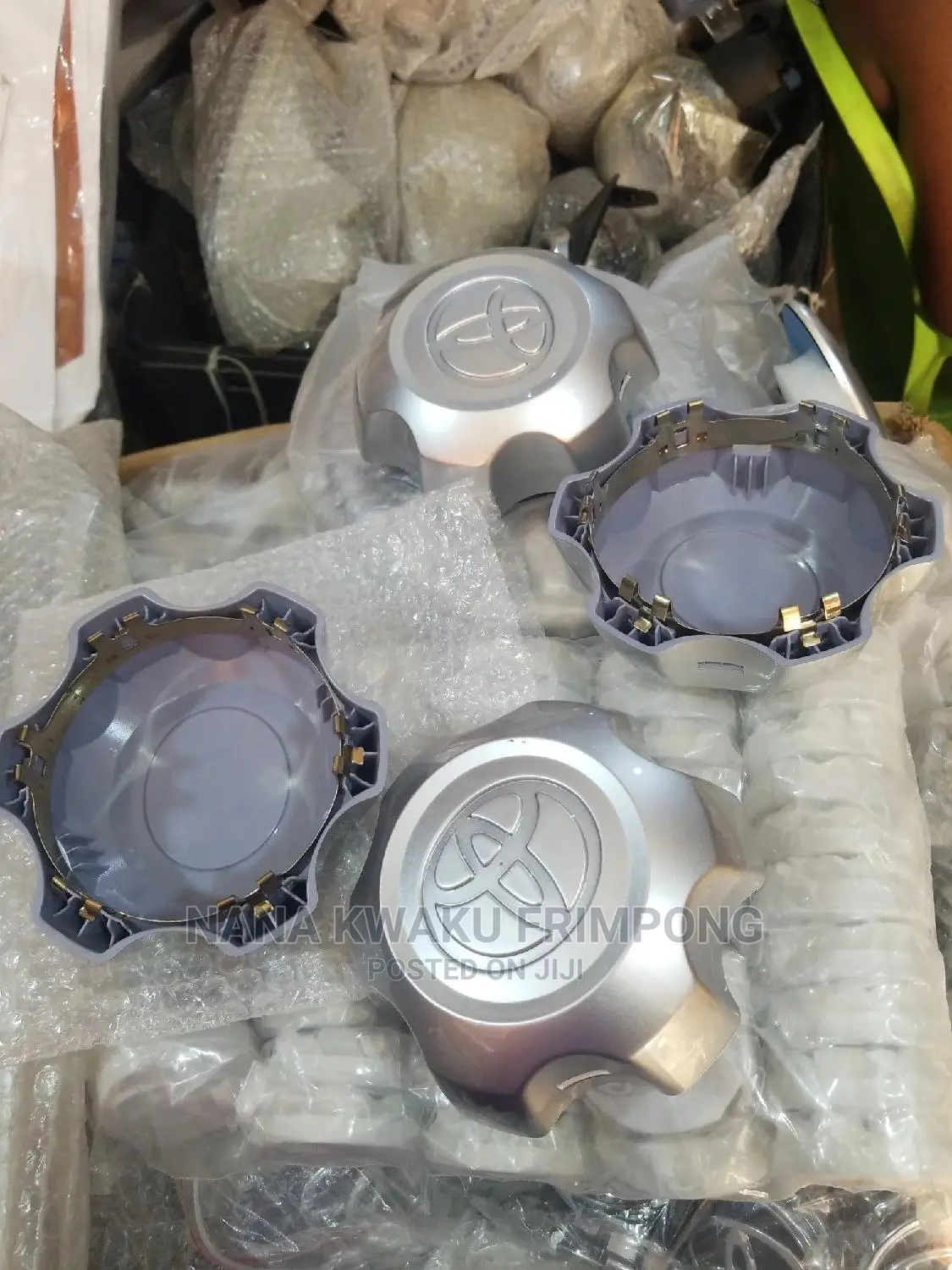 Toyota Hilux 2008 to 2012 Rim Caps Available 4 Set.