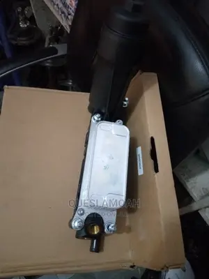 Grand Cherokee Engine Oil Cooler