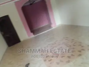 3bdrm Apartment in Aiding Estate, Sunyani Municipal for rent