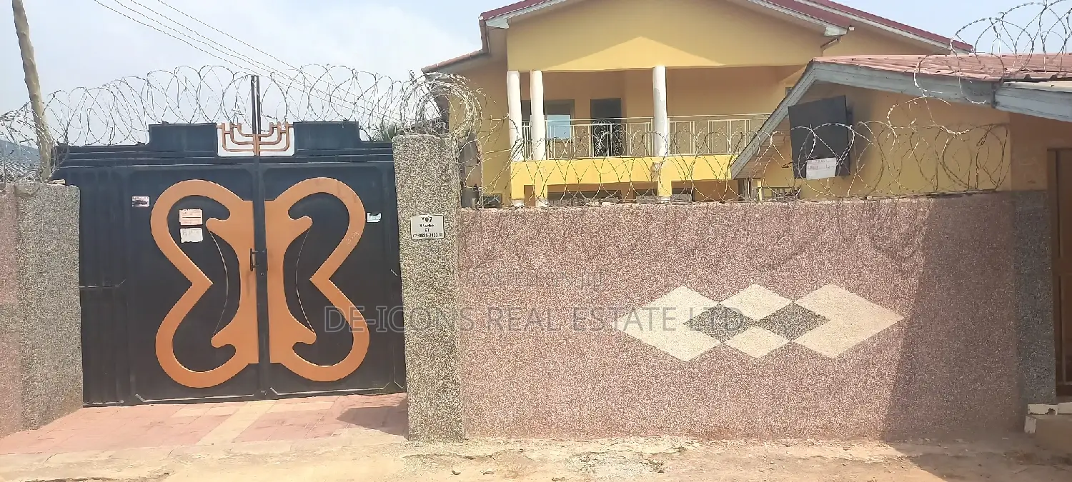 7bdrm Duplex in De-Icons Real Estate, Ga South Municipal for sale